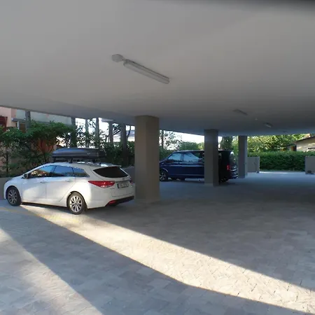 Ferienwohnung Fuer 5 Personen Ca 40 Qm In Bibione, Adriakueste Italien Und Umgebung - B63132 *
